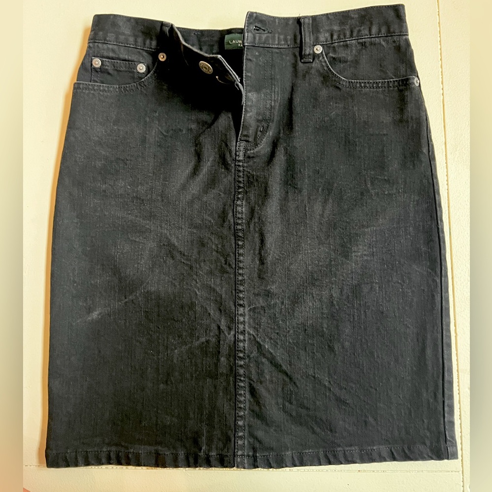 Ralph Lauren - Adorable vintage styled black jean pencil skirt